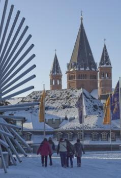 Winter vor dem Mainzer Rathaus
